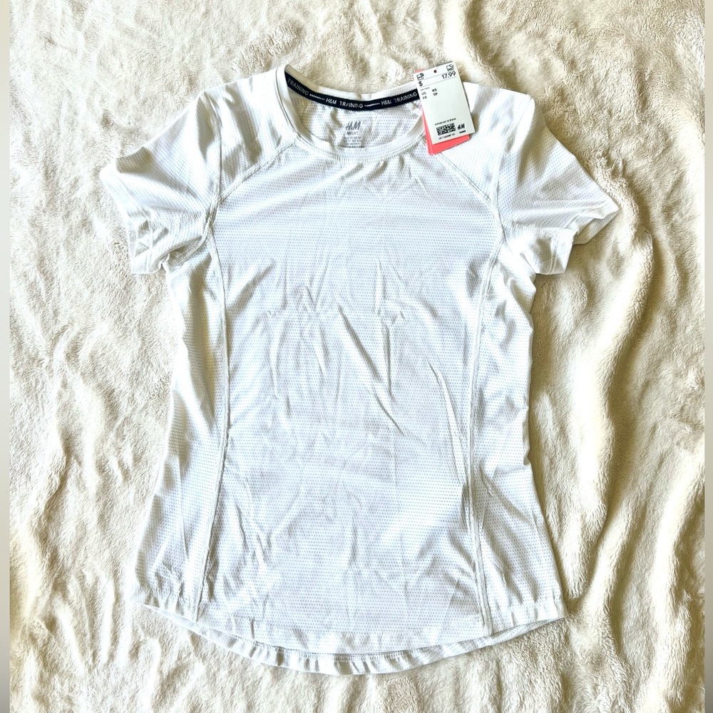 NWT! H&M Sport Shirt